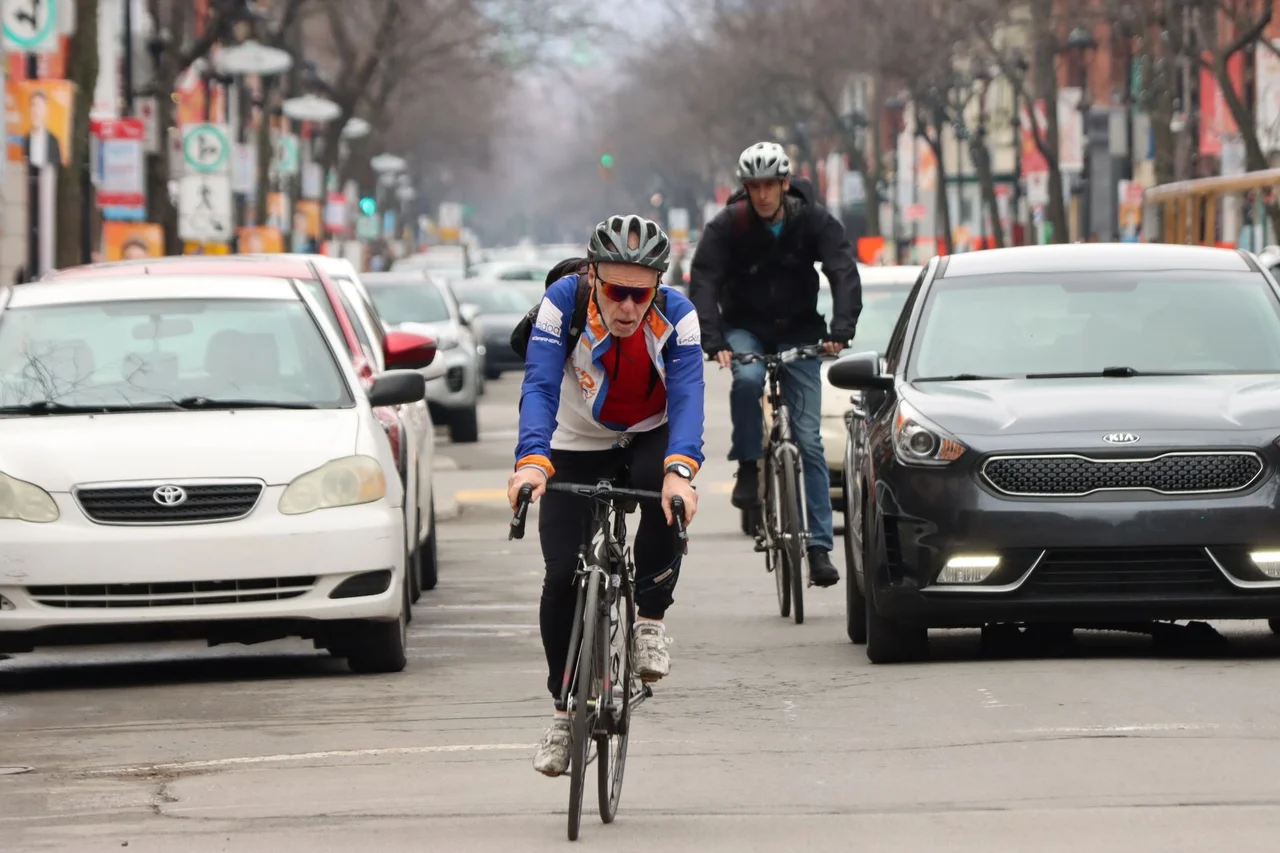 Conduzir em Aveiro: Partilhar a Estrada com Ciclistas e Ciclovias