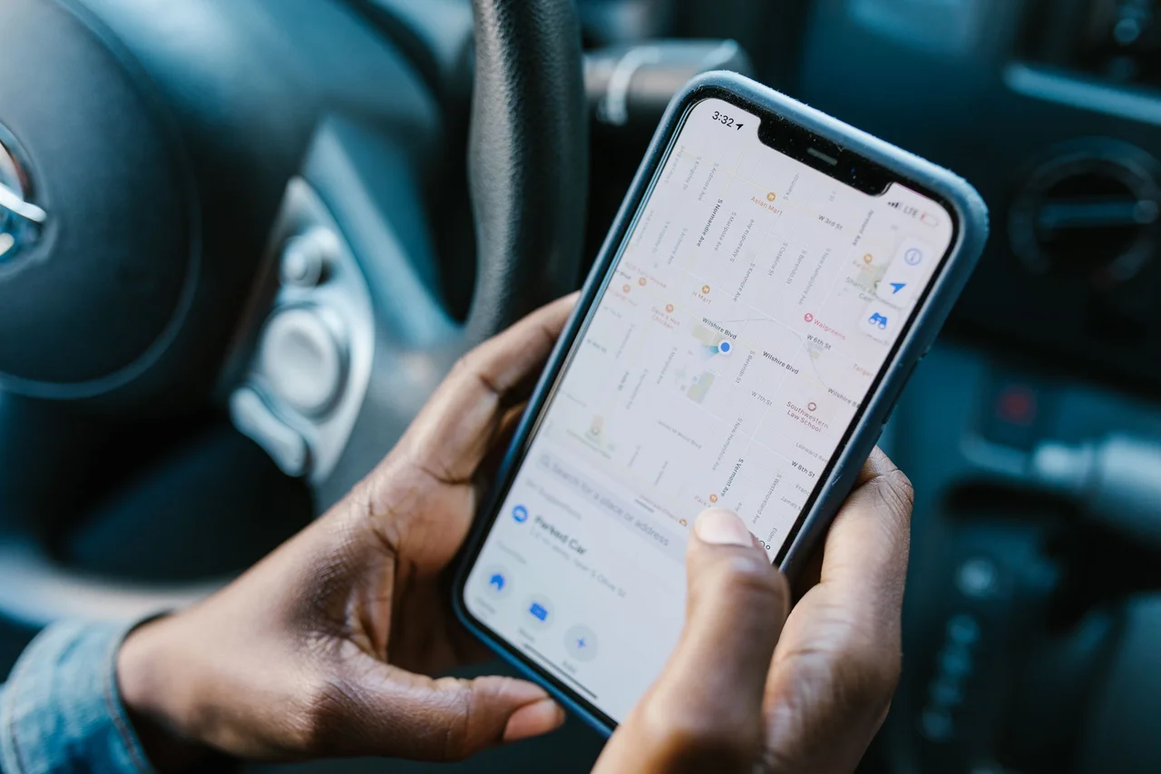TVDE em Portugal: Que Carta e Requisitos Precisa Para Conduzir Uber ou Bolt