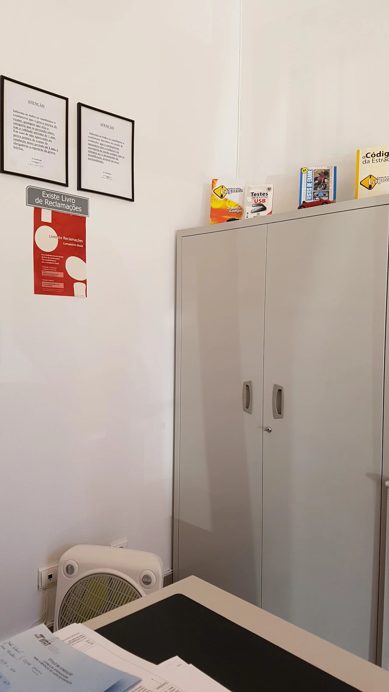 Escola de Condução Lagoense, Lda