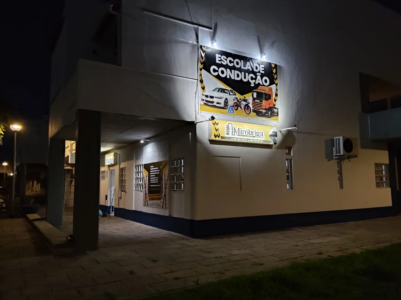 Escola de Condução Miróbriga Lda